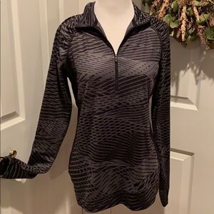 Xersion gray and black 1/4 zip lightweight top